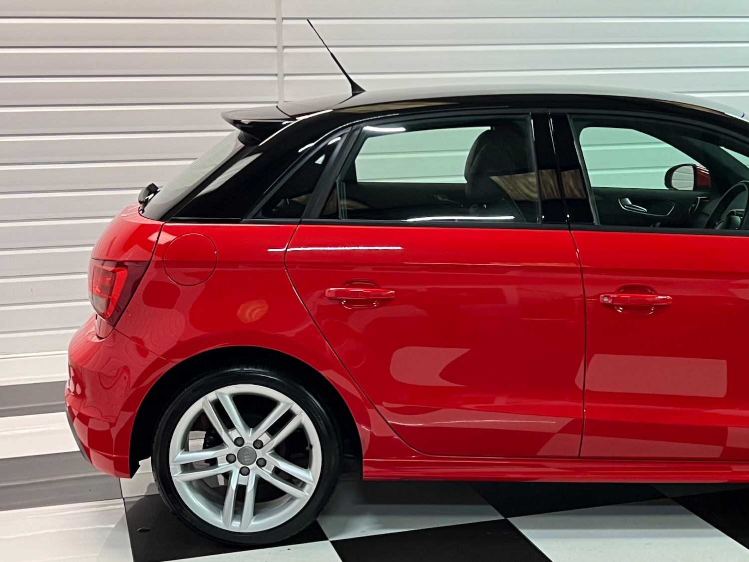 Used Audi A1 2014 for sale - 76045855: Photo 21