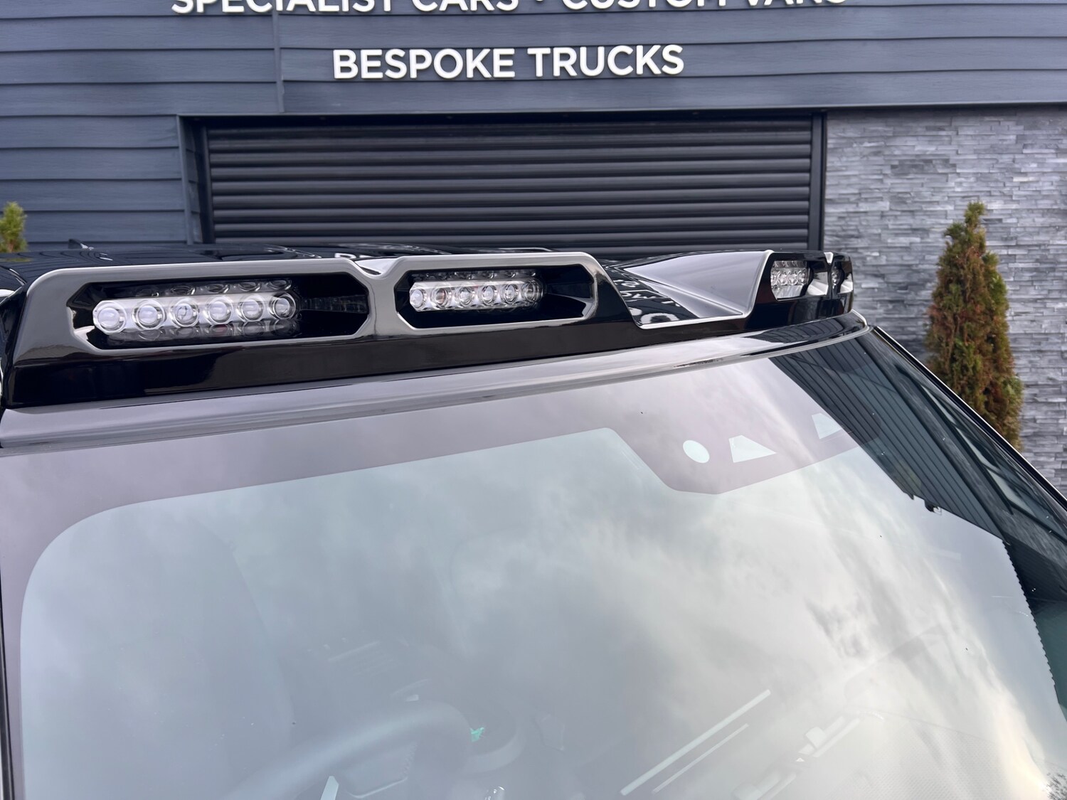 Used Land Rover Defender 2025 for sale - 76352837: Photo 18