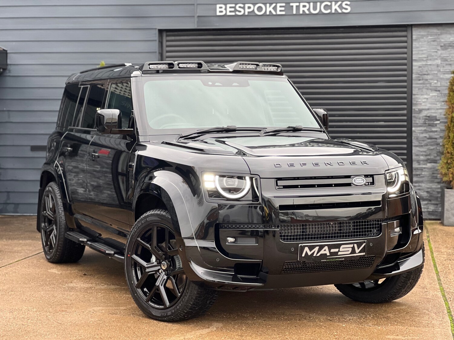 Used Land Rover Defender 2025 for sale - 76352837: Photo 27