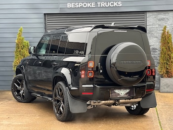 Used Land Rover Defender 2025 for sale - 76352837: Photo