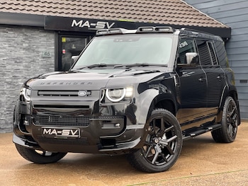 Used Land Rover Defender 2025 for sale - 76352837: Photo