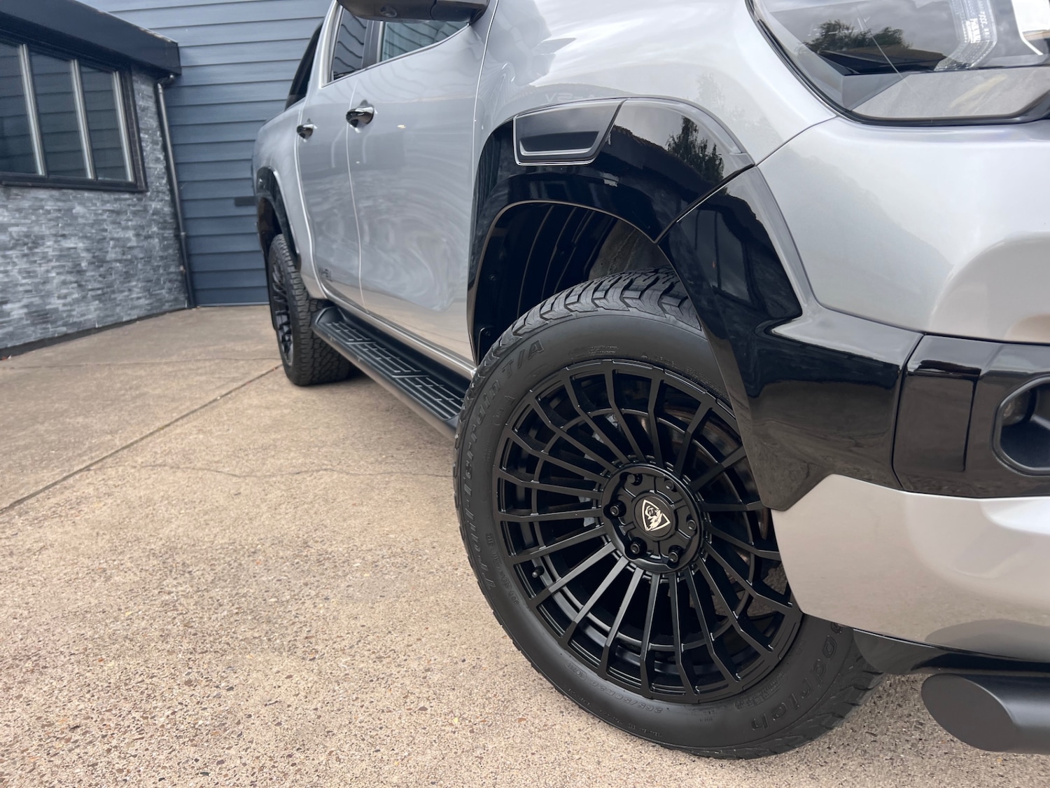 Used Toyota Hilux 2022 for sale - 75581191: Photo 4