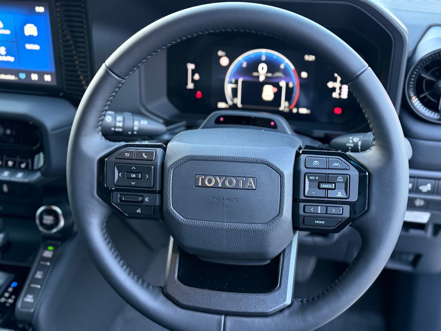 Used Toyota Land Cruiser 2025 for sale - 77103415: Photo 3