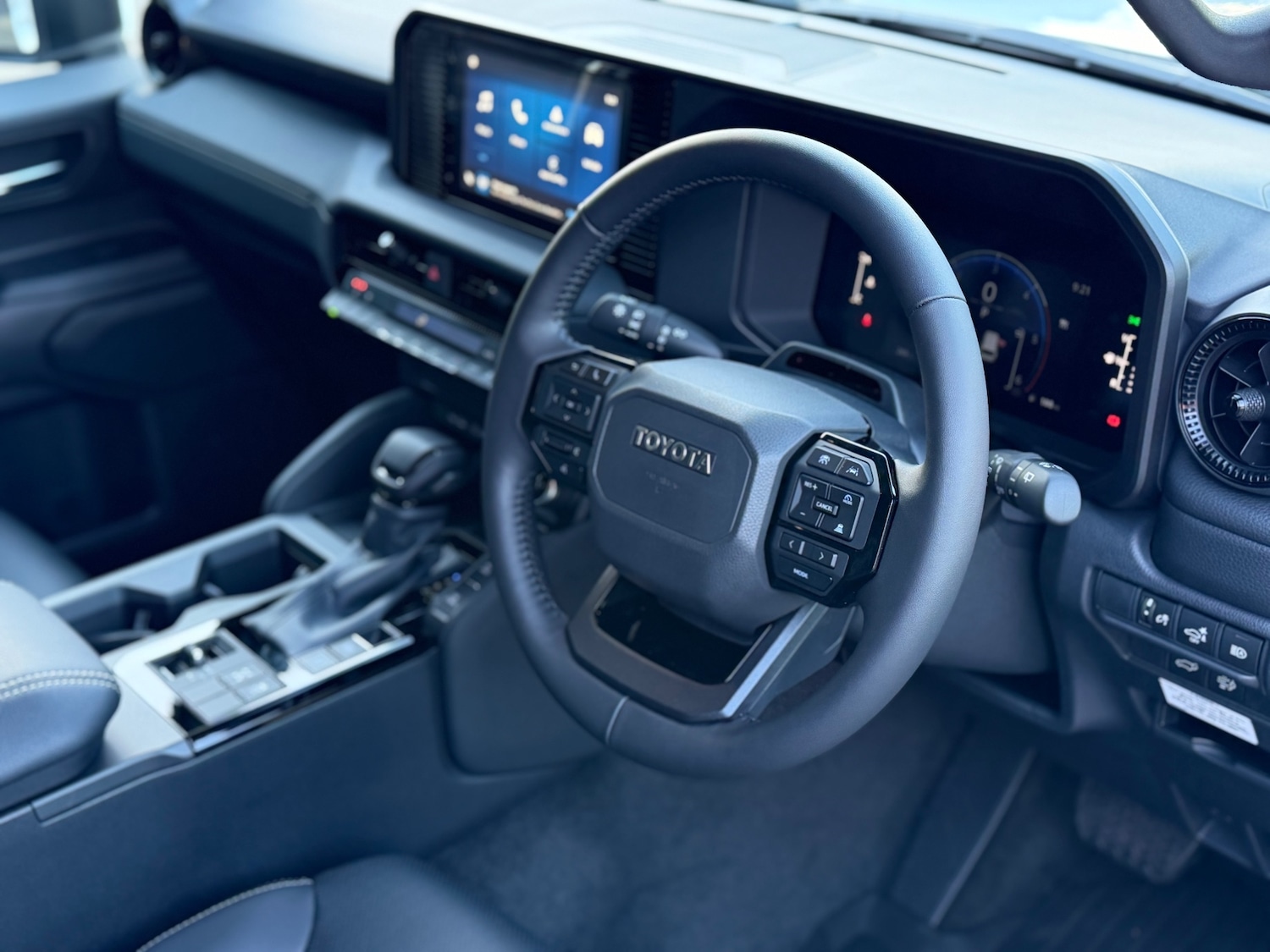 Used Toyota Land Cruiser 2025 for sale - 77103415: Photo 4