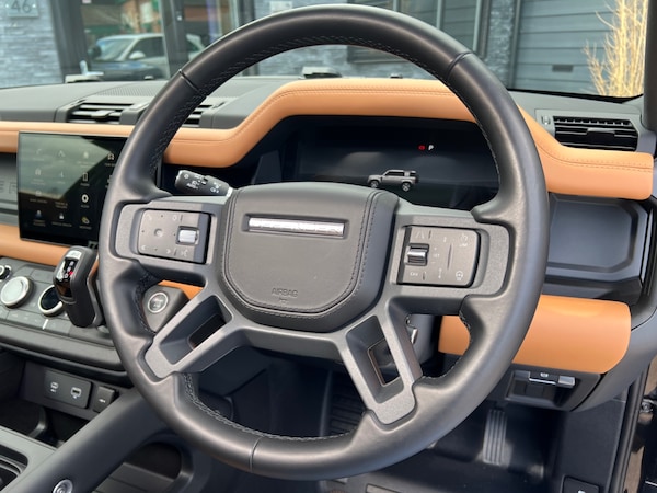 Used Land Rover Defender 2024 for sale - 75055047: Photo 30