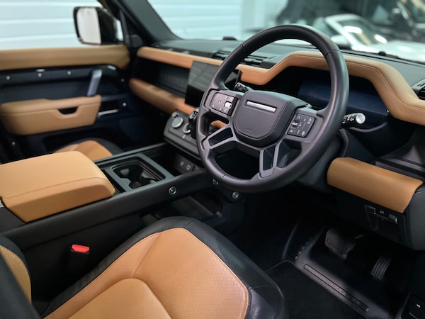 Used Land Rover Defender 2024 for sale - 75055047: Photo 39