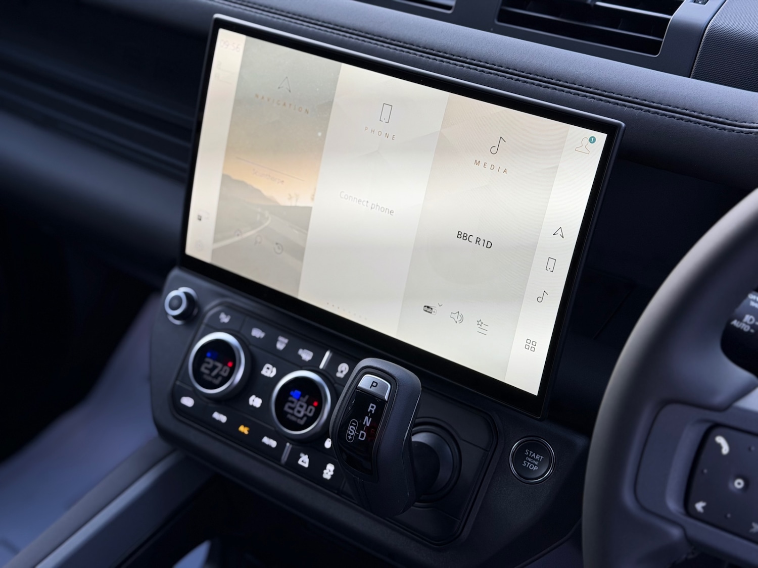 Used Land Rover Defender 2025 for sale - 76979569: Photo 10