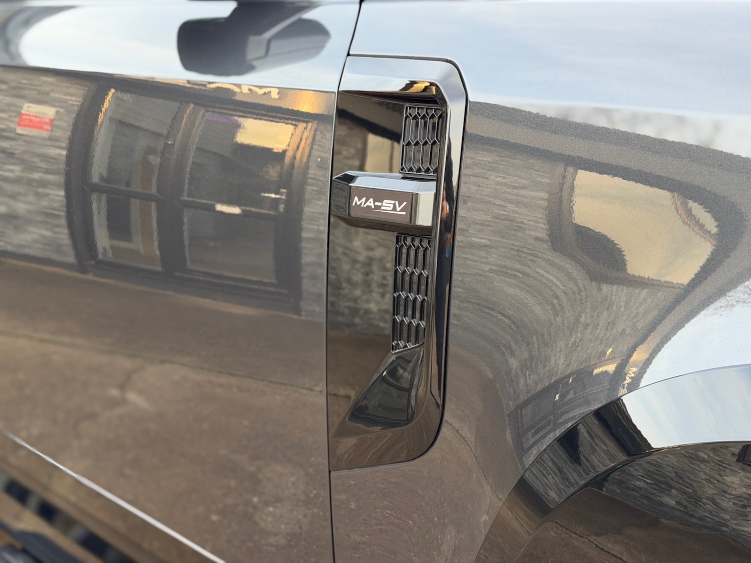 Used Land Rover Defender 2025 for sale - 76979569: Photo 30