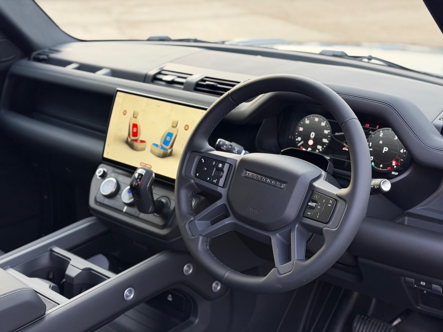 Used Land Rover Defender 2025 for sale - 76979569: Photo 6