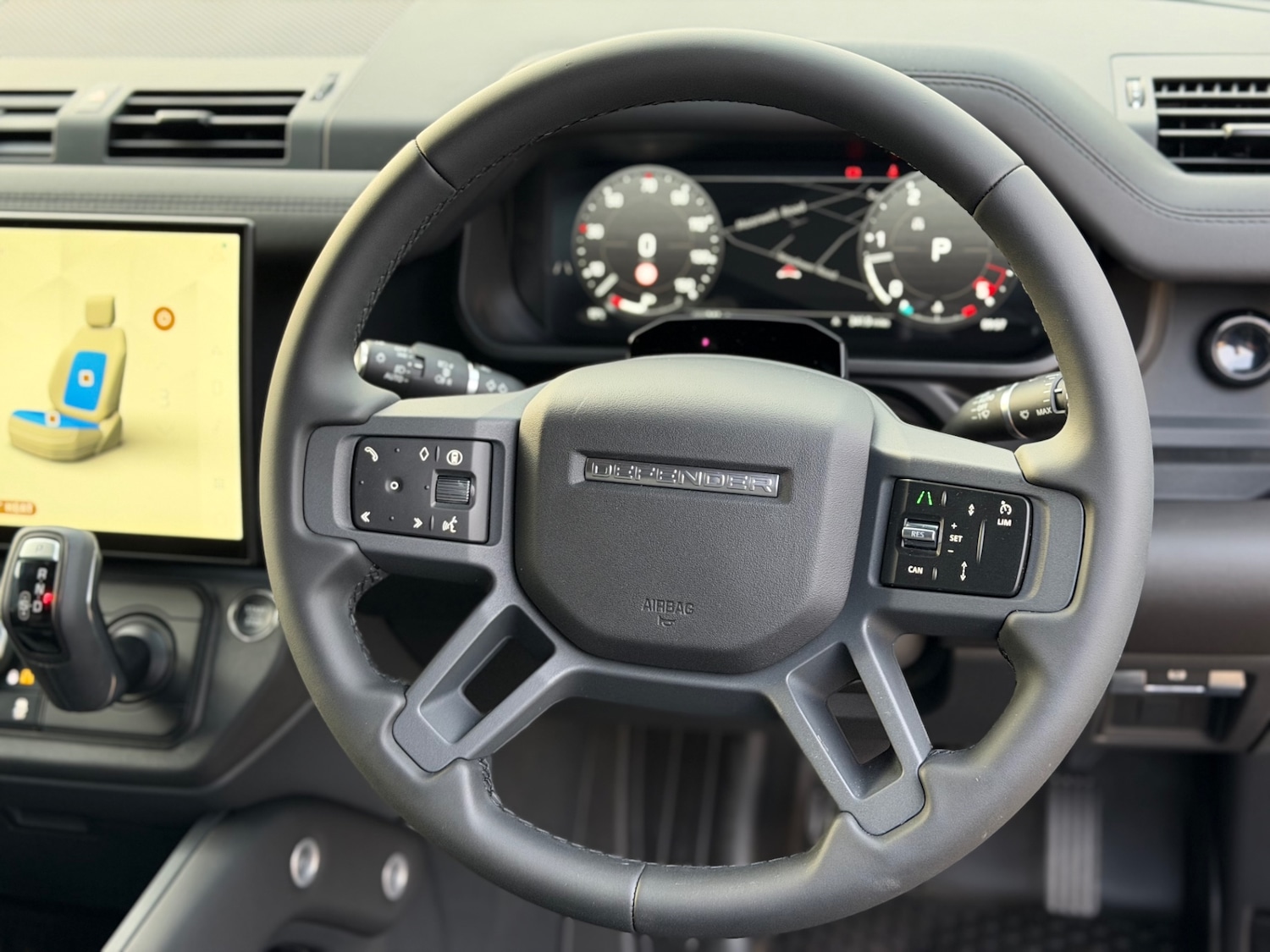 Used Land Rover Defender 2025 for sale - 76979569: Photo 8