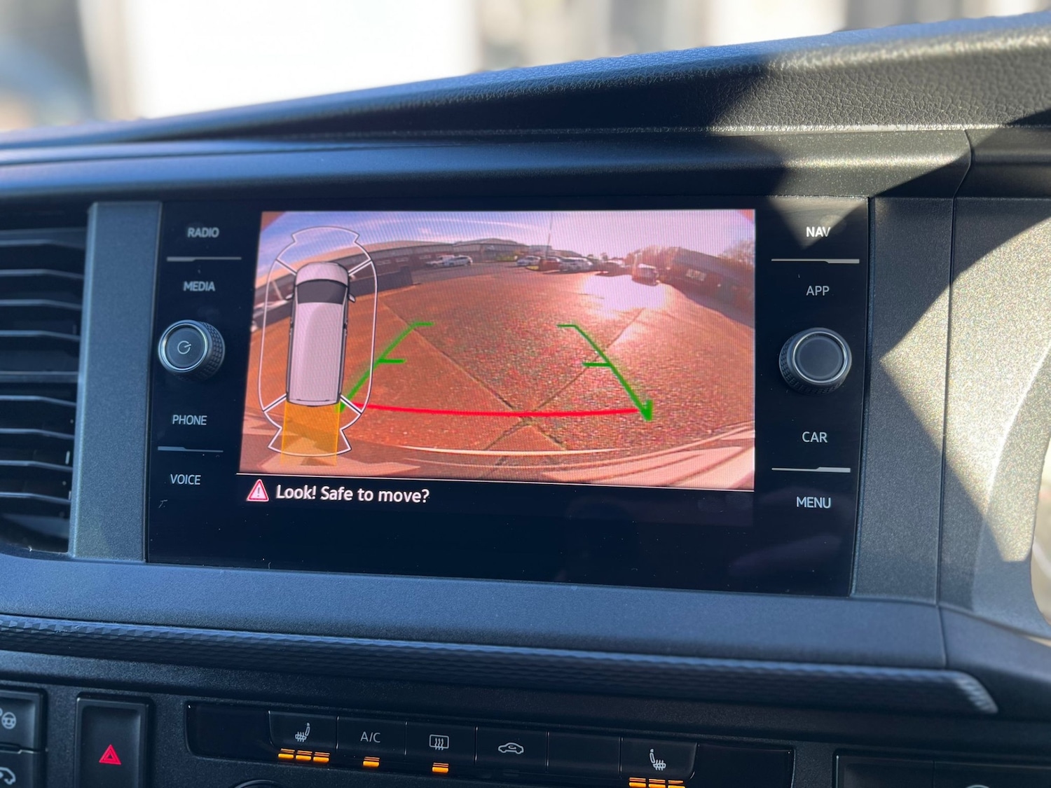 Used Volkswagen Transporter 2023 for sale - 76656422: Photo 10