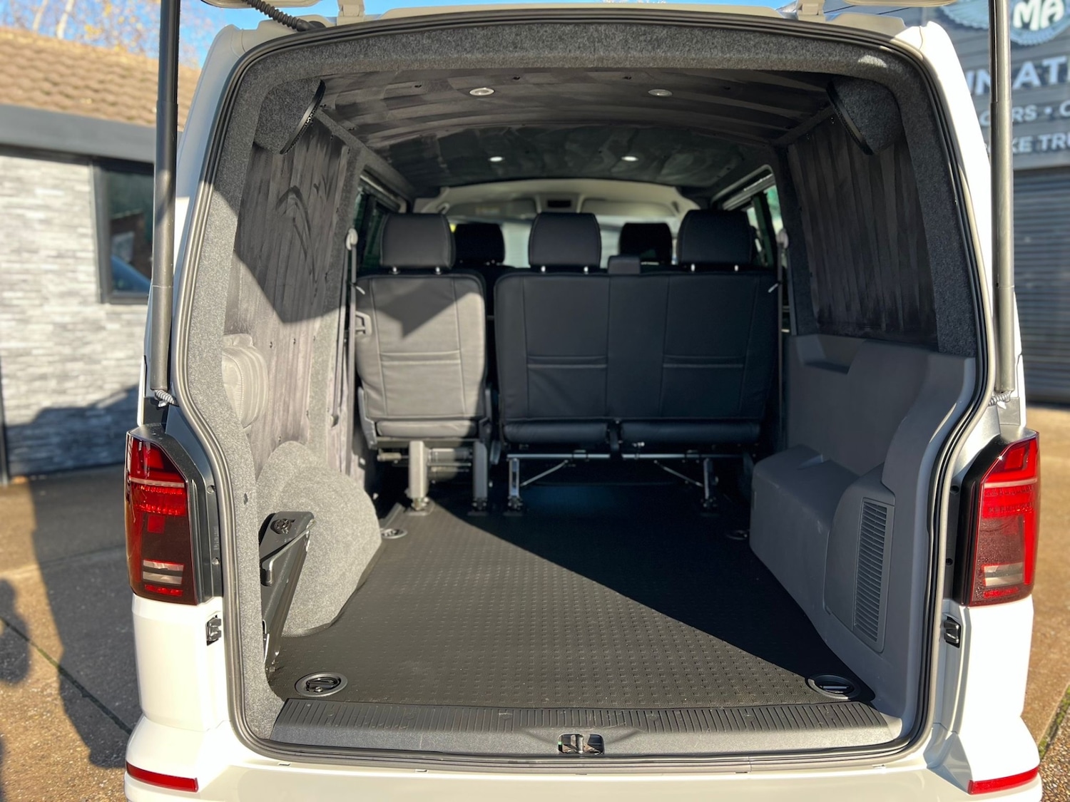 Used Volkswagen Transporter 2023 for sale - 76656422: Photo 34