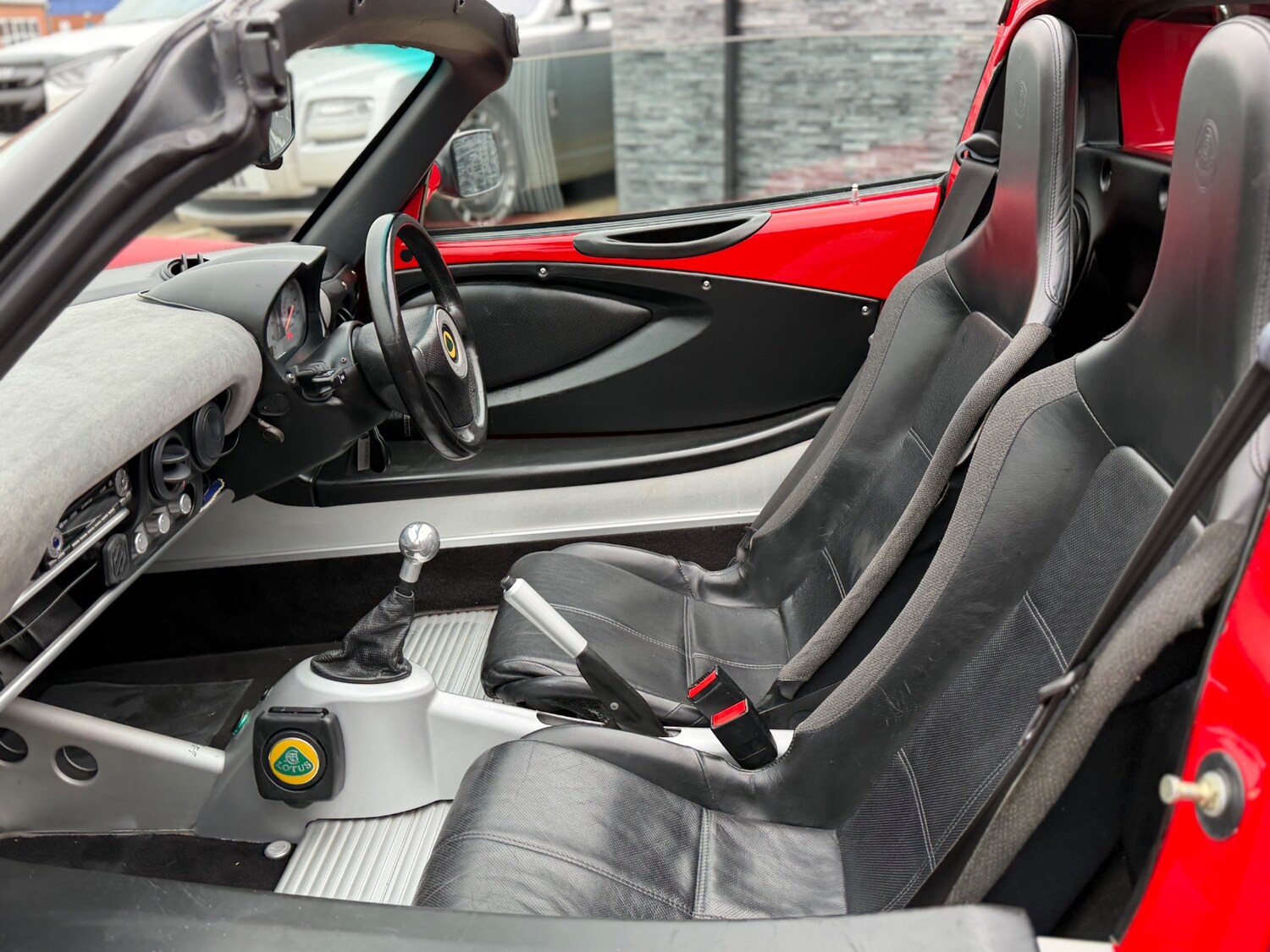 Used Lotus Elise 2004 for sale - 77300328: Photo 12