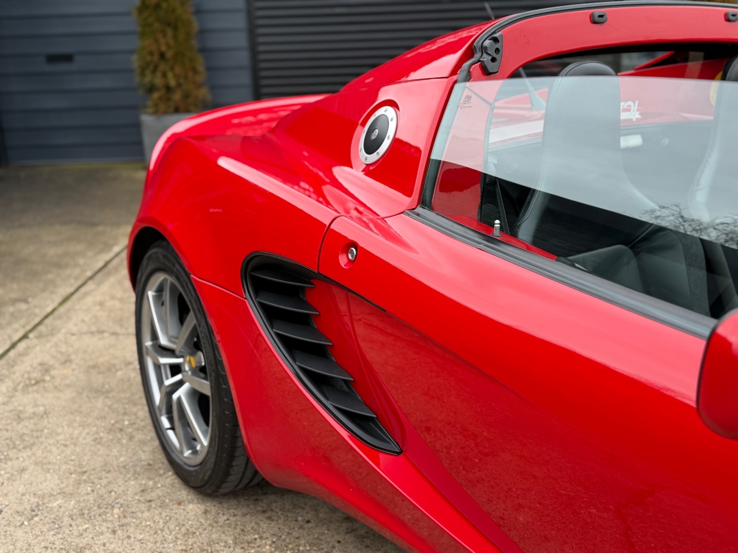 Used Lotus Elise 2004 for sale - 77300328: Photo 17