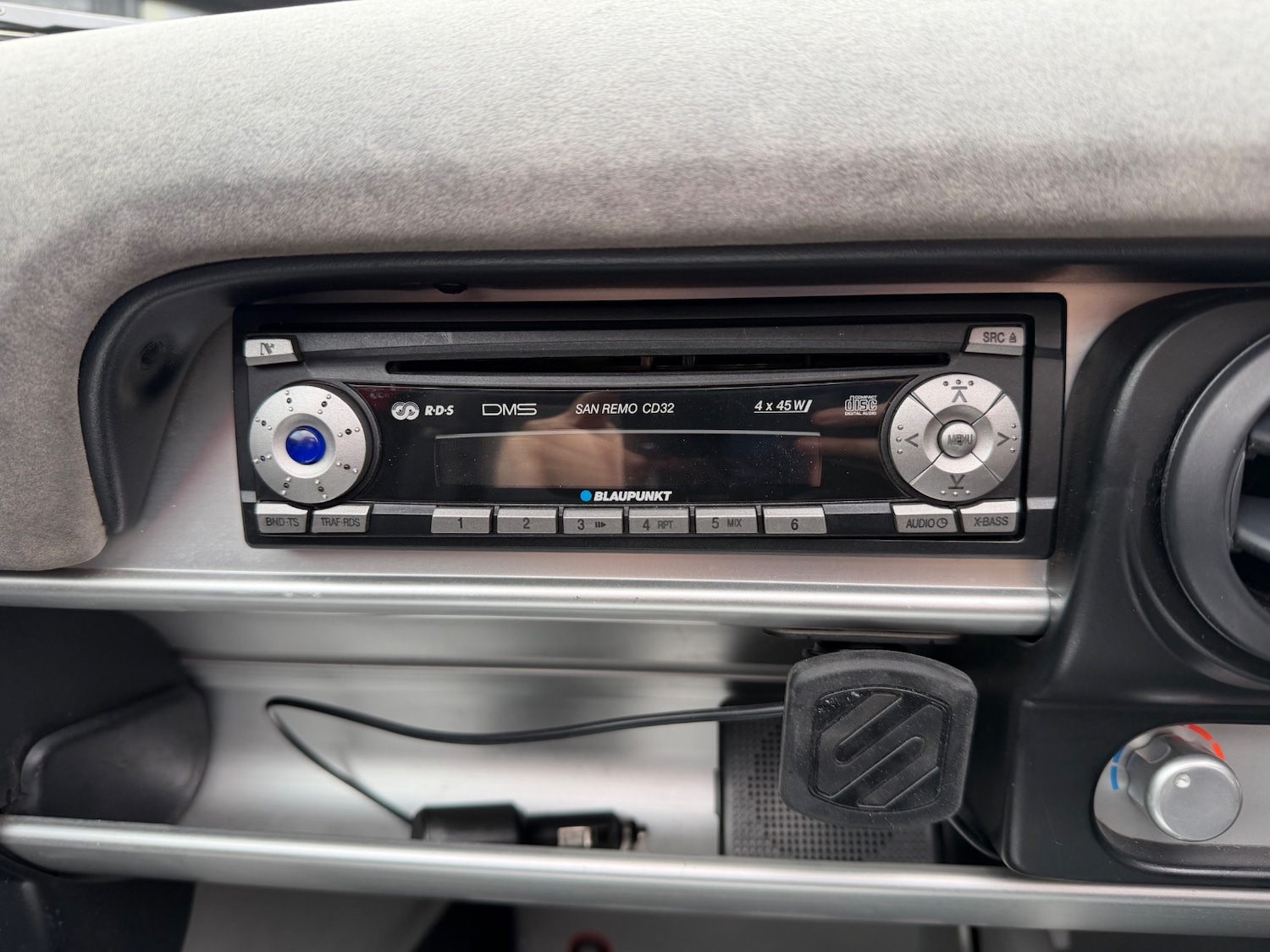 Used Lotus Elise 2004 for sale - 77300328: Photo 4