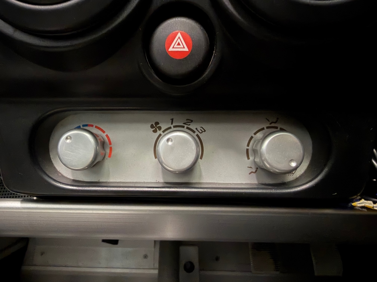 Used Lotus Elise 2004 for sale - 77300328: Photo 46