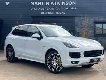 2017 (17) - S E-Hybrid 5dr Tiptronic S