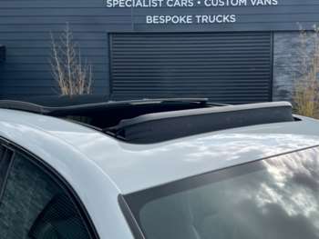 Used Porsche Cayenne 2017 for sale - 75025851: Photo