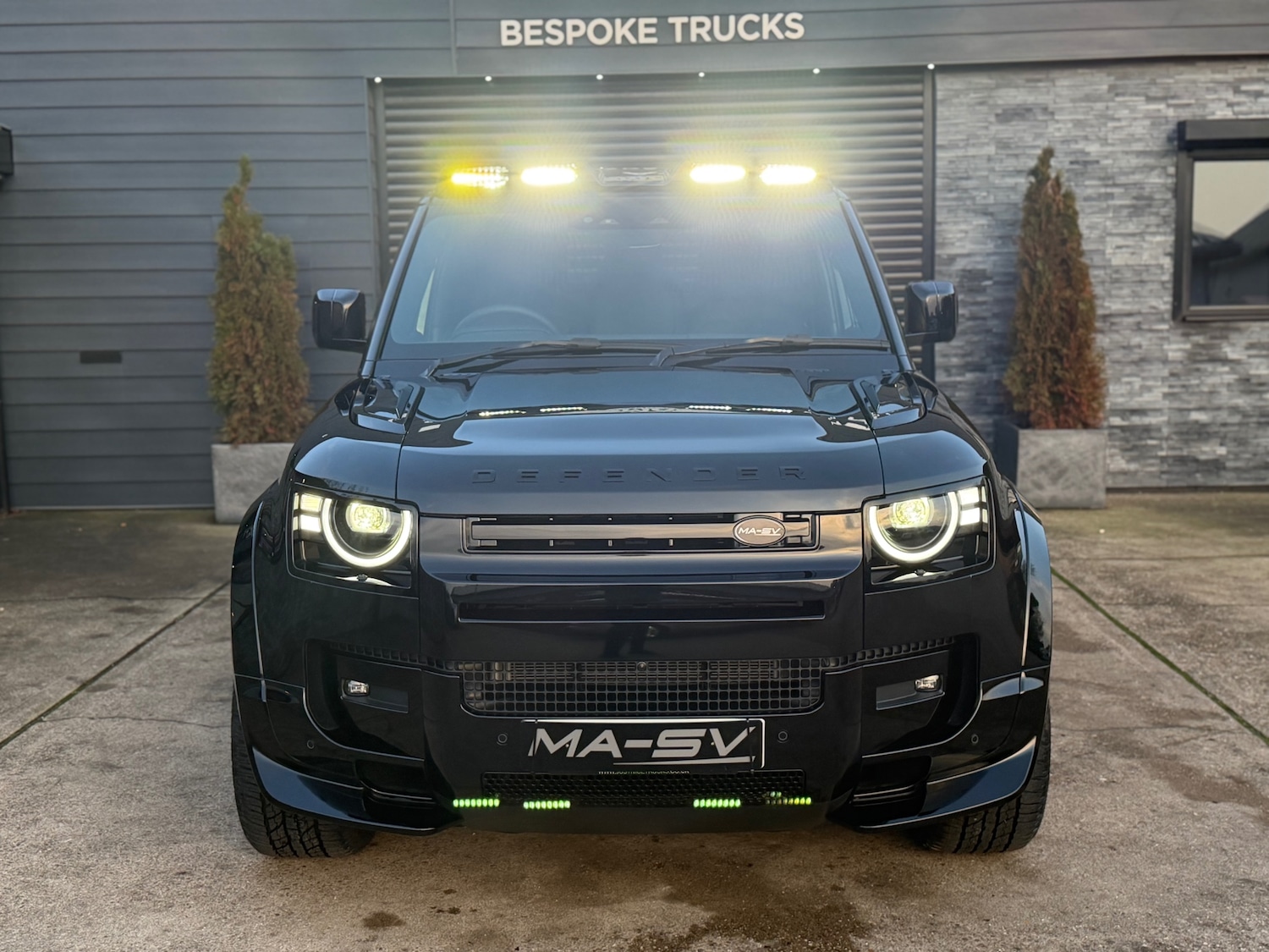 Used Land Rover Defender 2025 for sale - 76982919: Photo 29