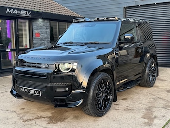 Used Land Rover Defender 2025 for sale - 76982919: Photo