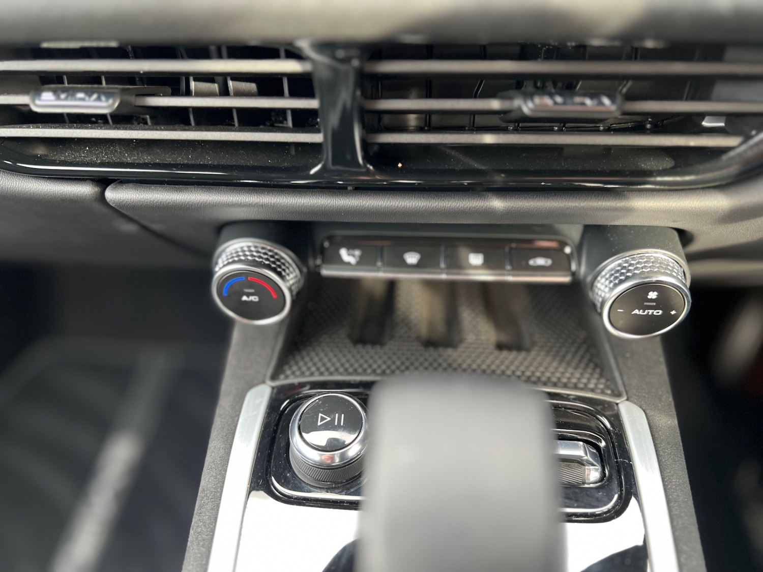 Used Lotus Emira 2023 for sale - 76381881: Photo 16