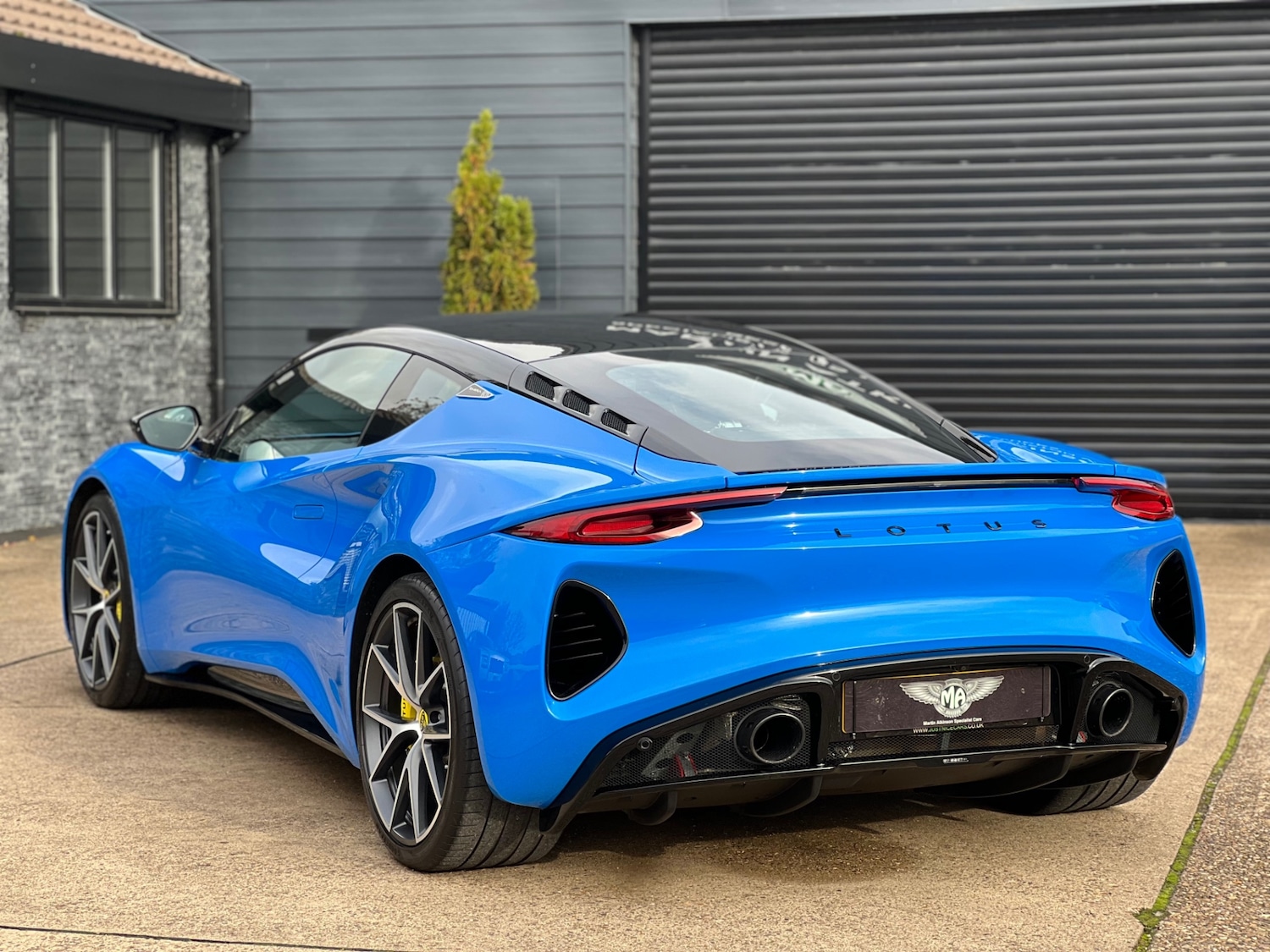 Used Lotus Emira 2023 for sale - 76381881: Photo 17