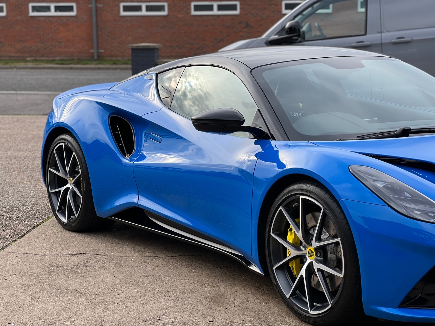 Used Lotus Emira 2023 for sale - 76381881: Photo 20