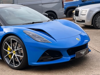 Used Lotus Emira 2023 for sale - 76381881: Photo