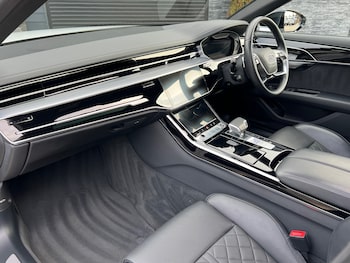 Used Audi A8 2022 for sale - 76541359: Photo