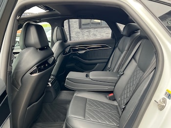 Used Audi A8 2022 for sale - 76541359: Photo