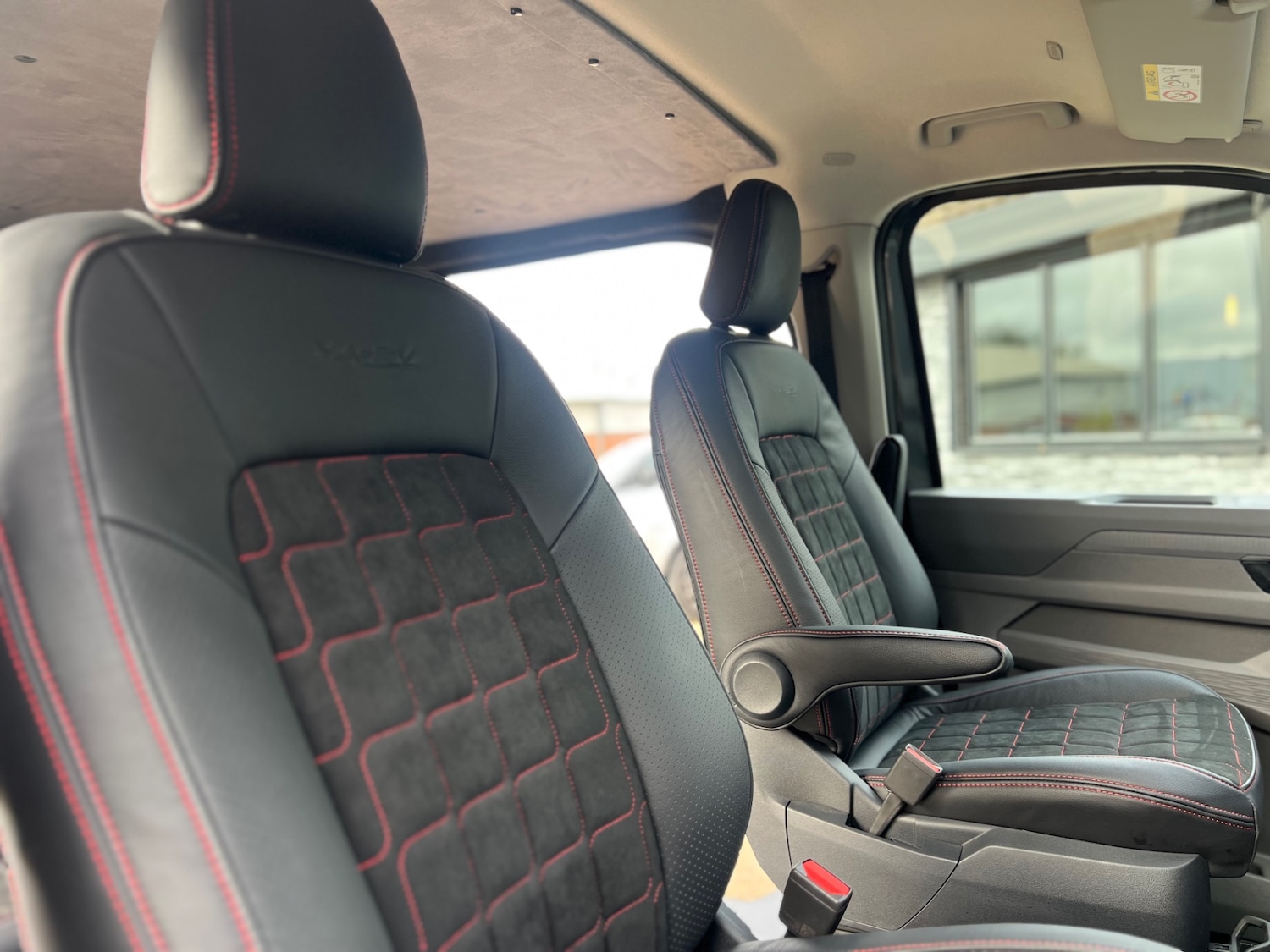 Used Volkswagen Transporter 2025 for sale - 76577519: Photo 44