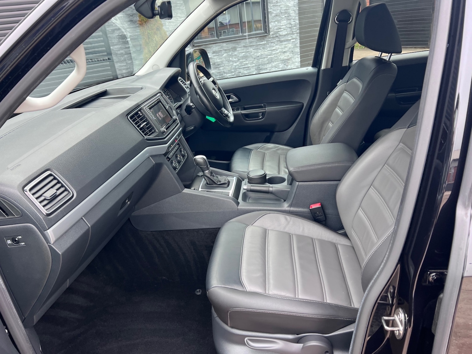 Used Volkswagen Amarok 2017 for sale - 76504730: Photo 9