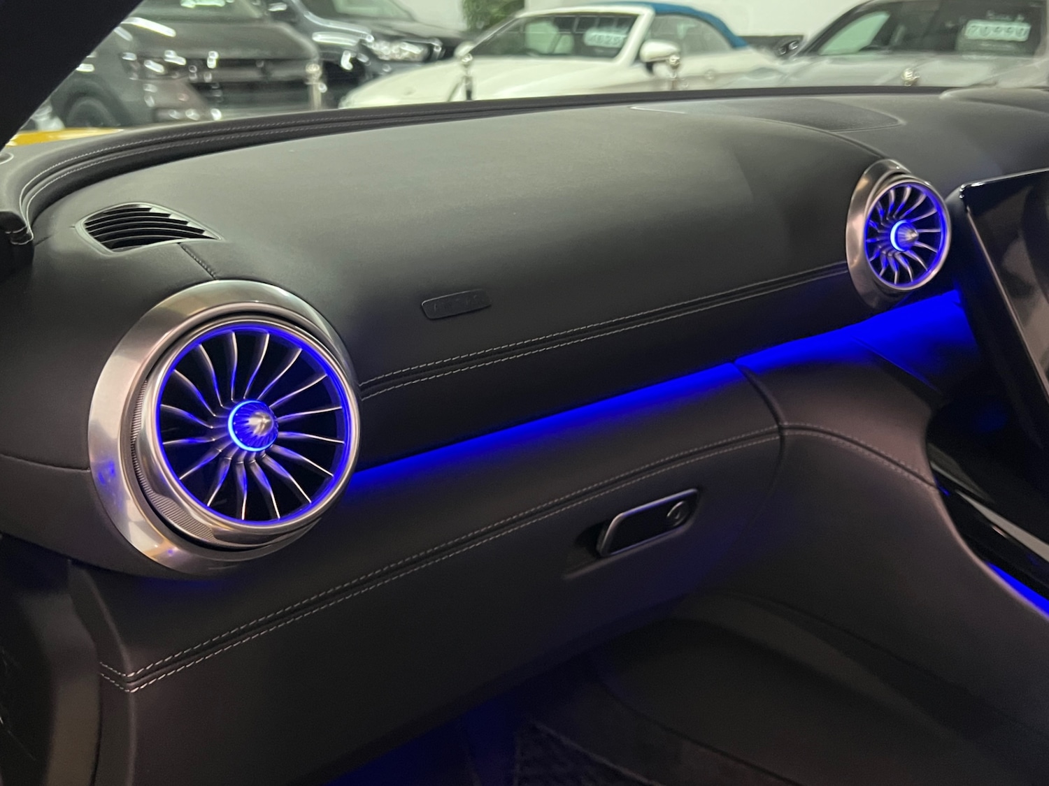 Used Mercedes-Benz SL 2023 for sale - 76707387: Photo 37