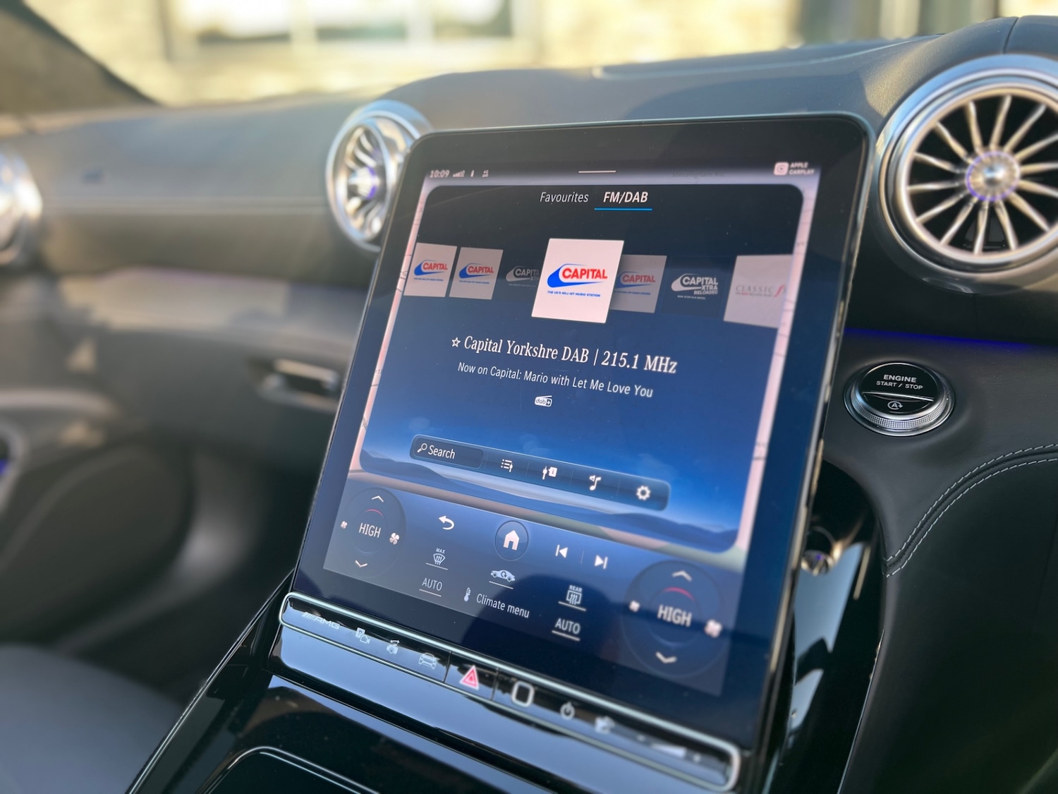 Used Mercedes-Benz SL 2023 for sale - 76707387: Photo 9