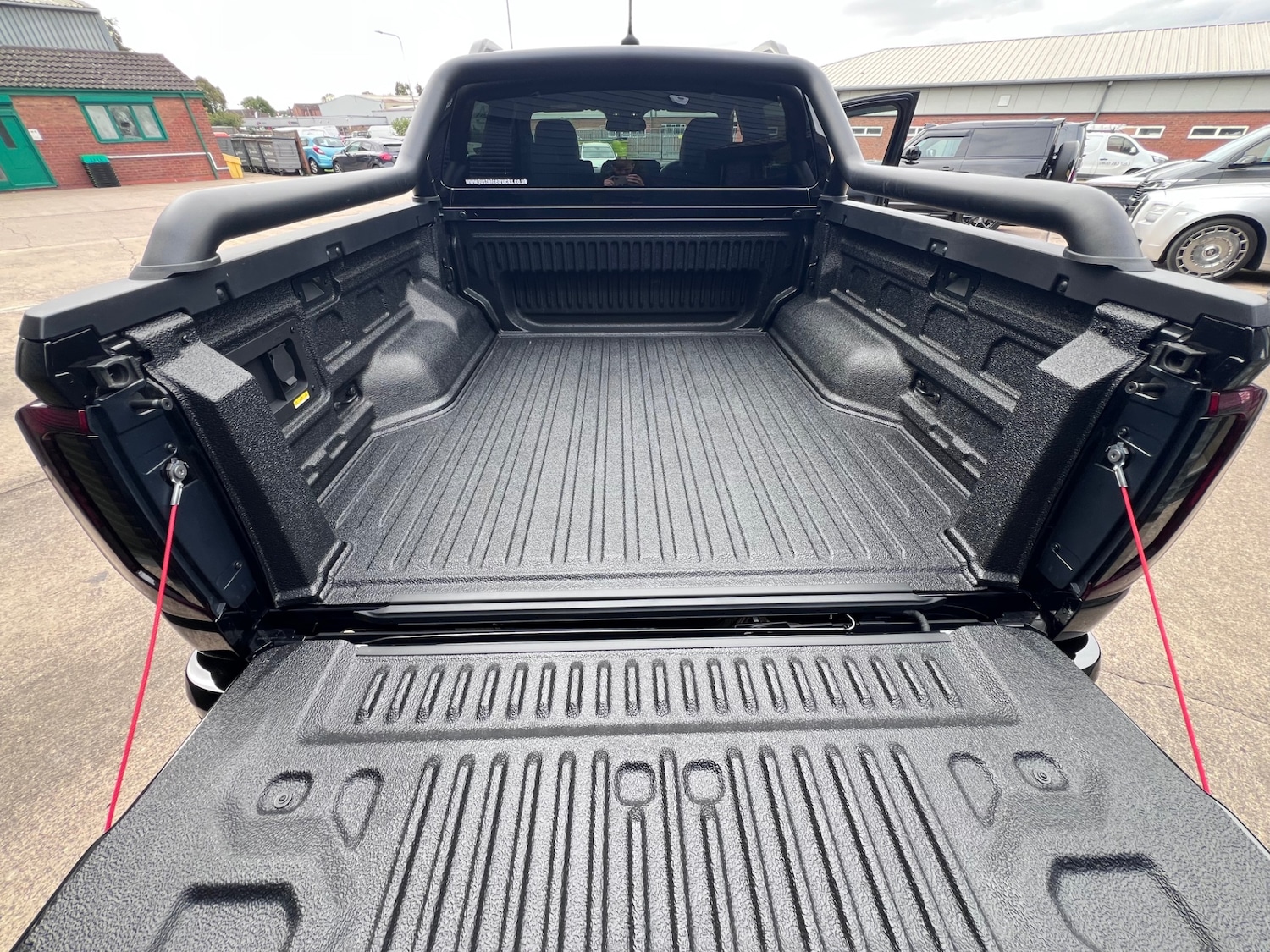 Used Volkswagen Amarok 2025 for sale - 75723312: Photo 24