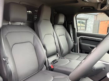 Used Land Rover Defender 2026 for sale - 77379538: Photo