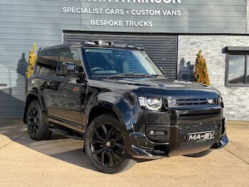 Used Land Rover Defender 2022 for sale - 76948257: Photo