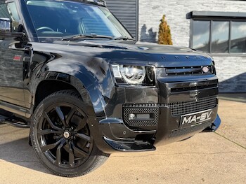 Used Land Rover Defender 2022 for sale - 76948257: Photo