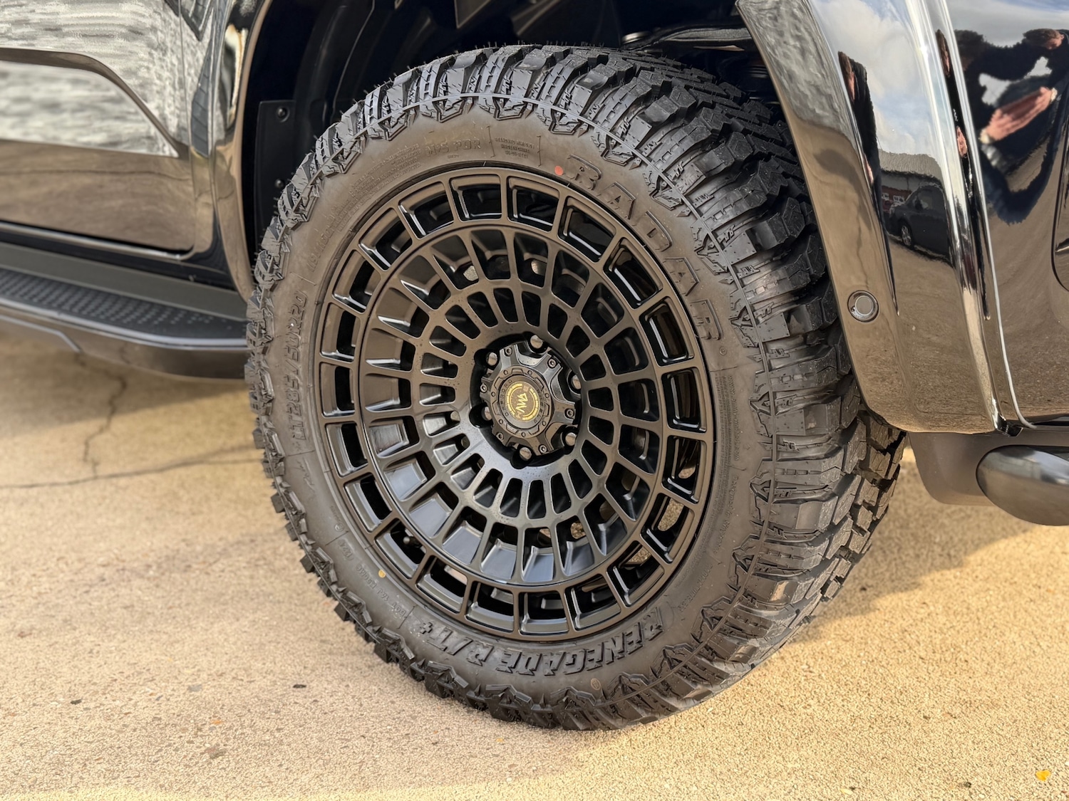 Used Volkswagen Amarok 2024 for sale - 77489980: Photo 11