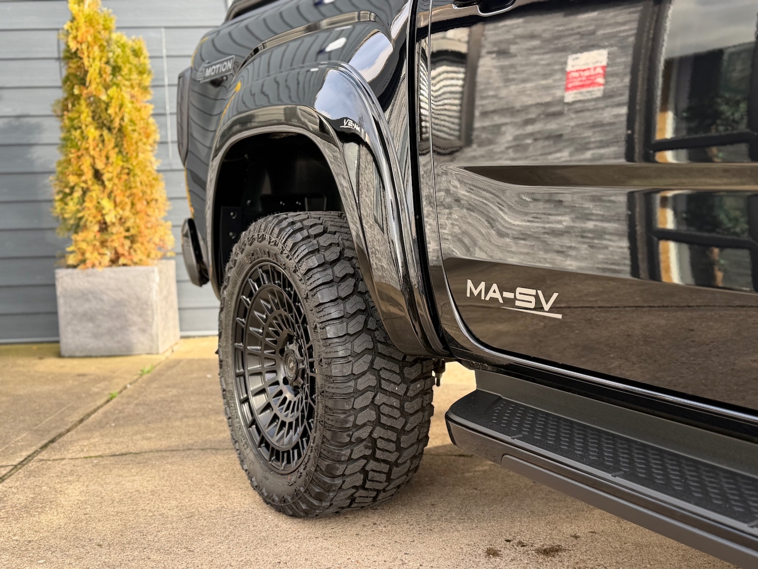 Used Volkswagen Amarok 2024 for sale - 77489980: Photo 8