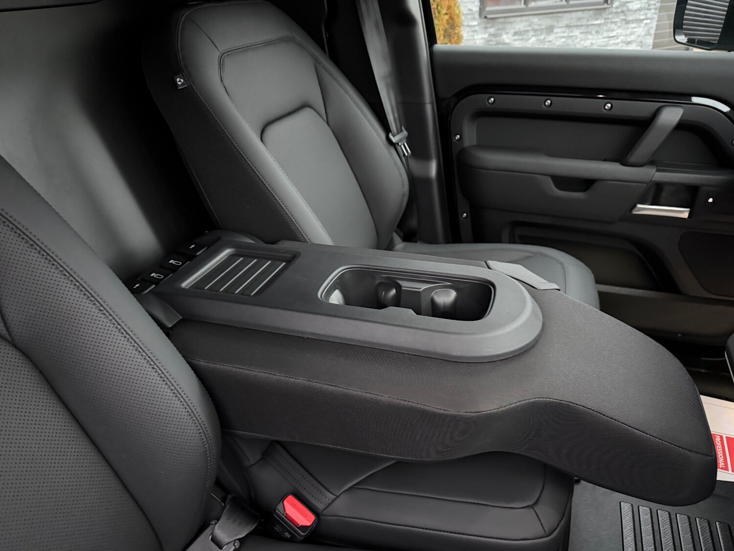 Used Land Rover Defender 2025 for sale - 77417273: Photo 5