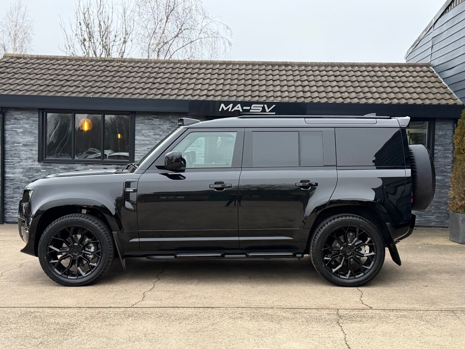 Used Land Rover Defender 2025 for sale - 77417273: Photo 8