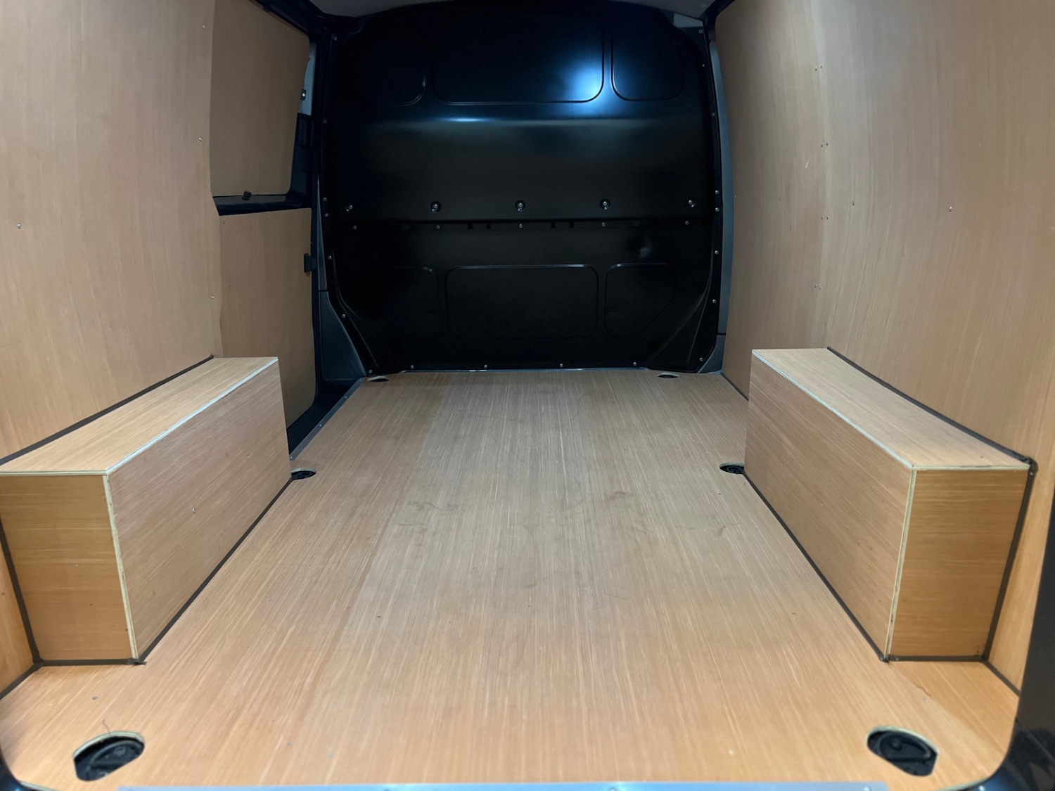 Used Volkswagen Transporter 2023 for sale - 77590183: Photo 10