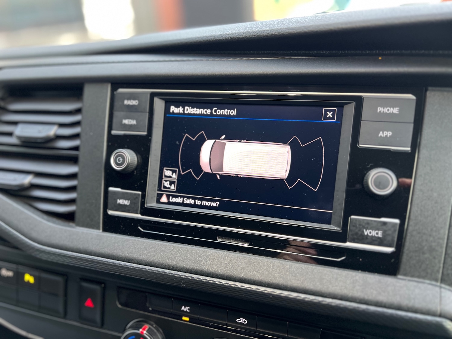 Used Volkswagen Transporter 2023 for sale - 77590183: Photo 22