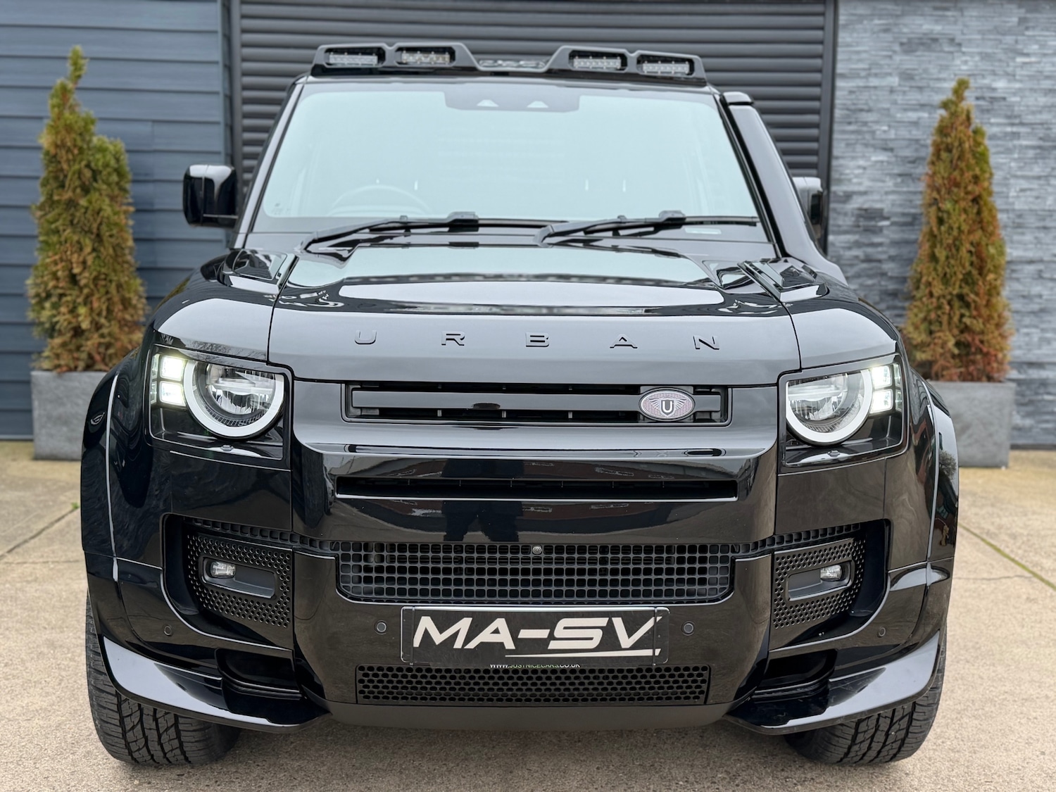 Used Land Rover Defender 2023 for sale - 77774887: Photo 7