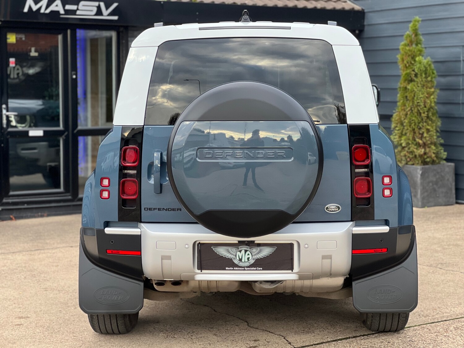 Used Land Rover Defender 2022 for sale - 76299641: Photo 10