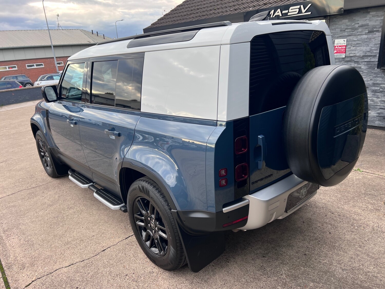 Used Land Rover Defender 2022 for sale - 76299641: Photo 23