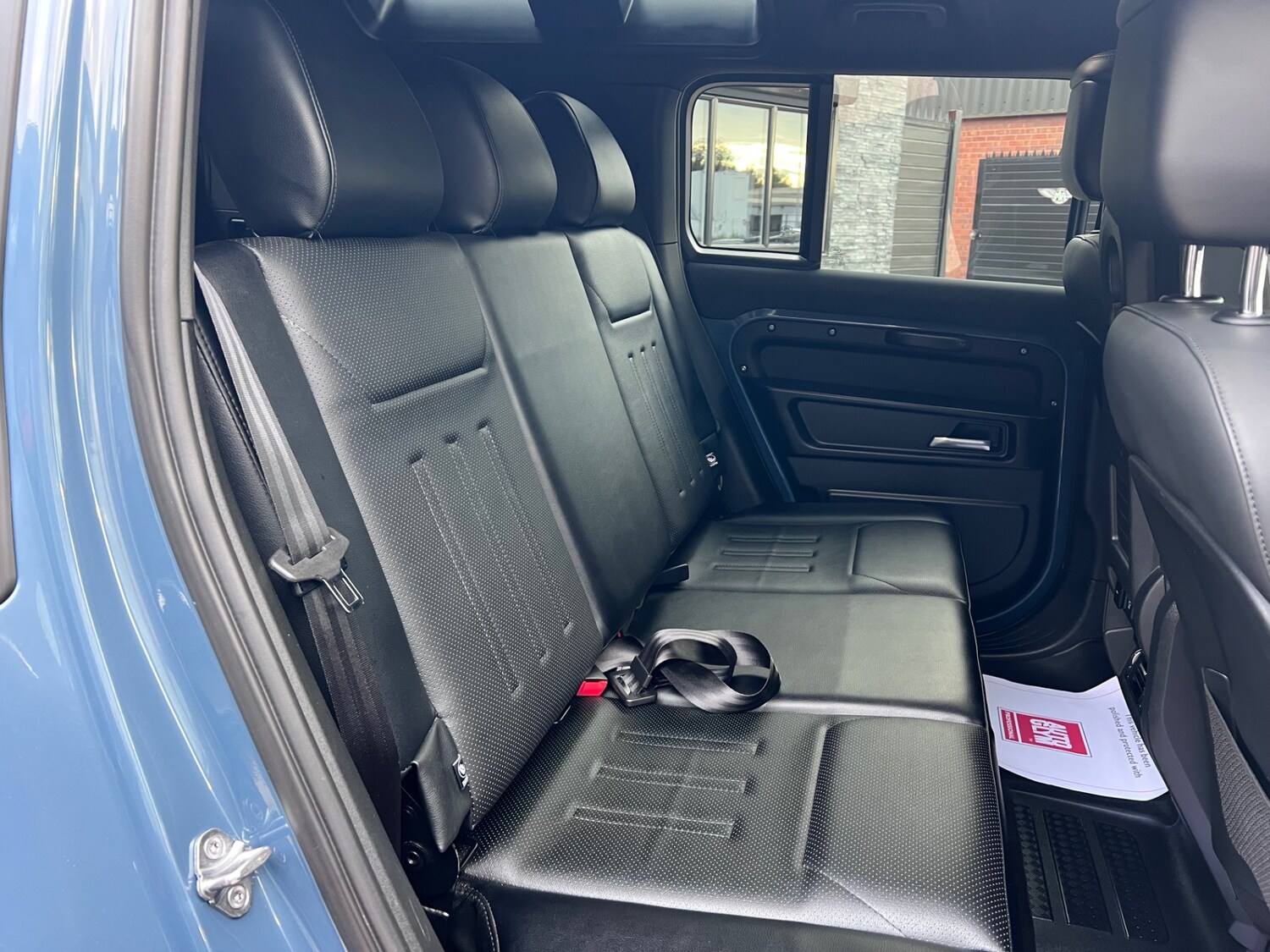 Used Land Rover Defender 2022 for sale - 76299641: Photo 7