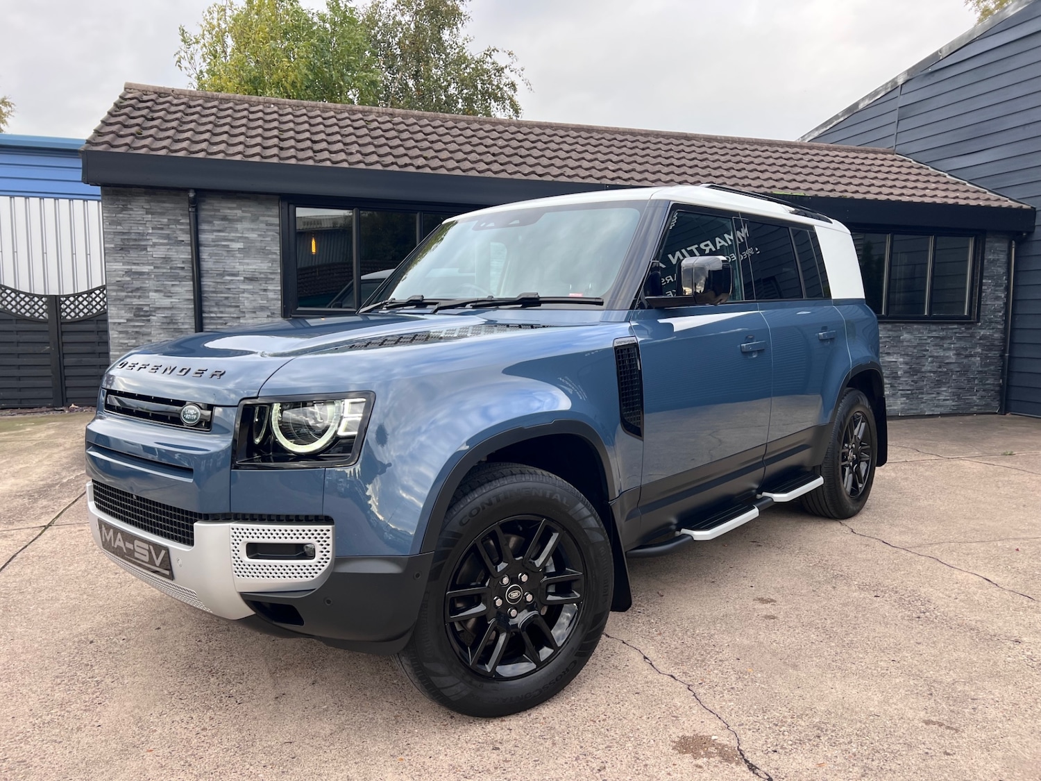 Used Land Rover Defender 2022 for sale - 76299641: Photo 8