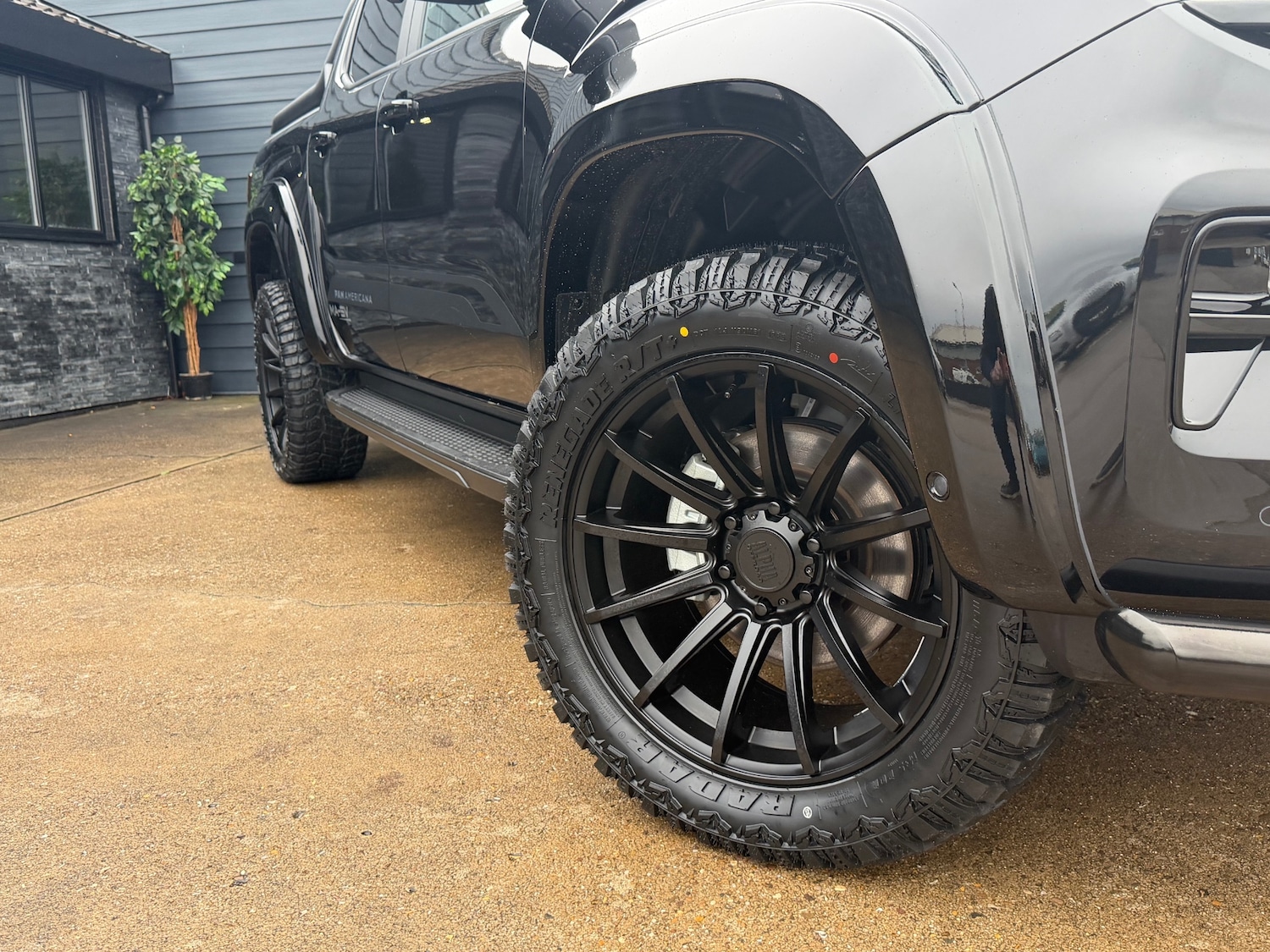 Used Volkswagen Amarok 2025 for sale - 76971589: Photo 13